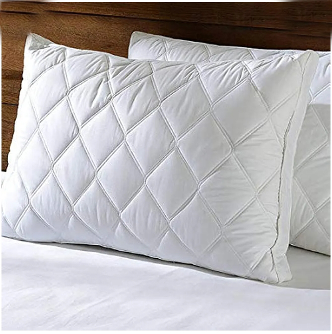 Quilt pillow White